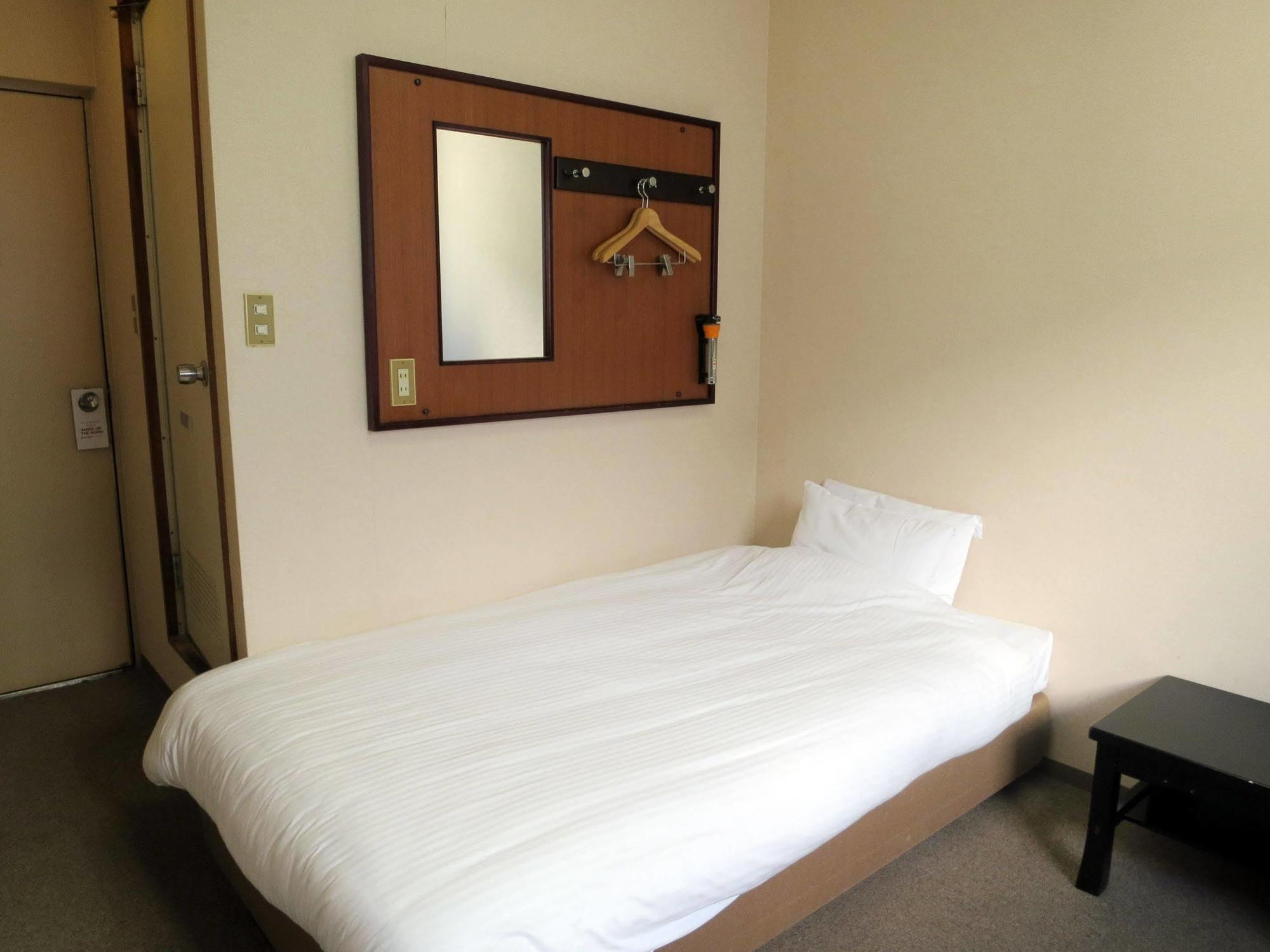 Heiwadai Hotel Otemon Fukuoka  Exterior photo
